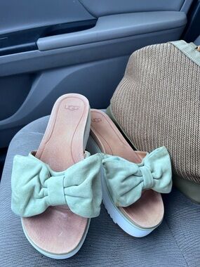 UGG Women's Mint Green Bow Platform Slides